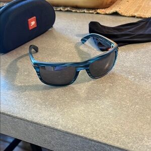 Kaenon sunglasses brand new